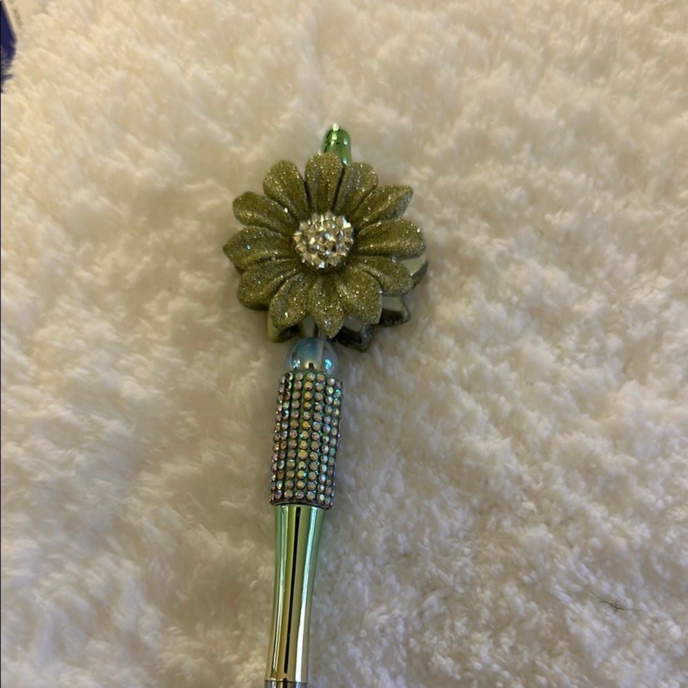 Green Floral Pen with Rhinestones